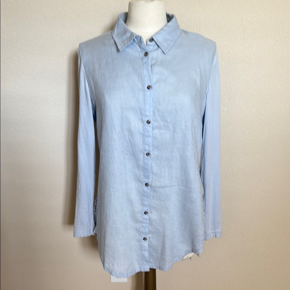 *Soft Surroundings Blue Long Sleeve Button Down Tunic with Lace Back (sz med) - Picture 2 of 7